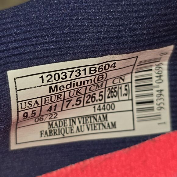 Brooks Pink and Purple Athletic Shoes - Picture 9 of 9